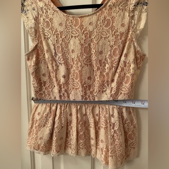 Women’s Maeve Too Size Small Anthropologie Katrine Lace Peplum Fairy Light Pink - Picture 8 of 11